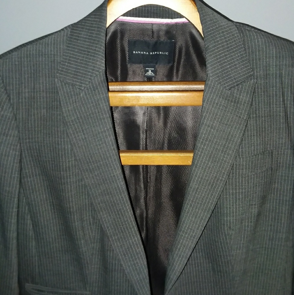 Banana Republic Gray Pinstripe Blazer